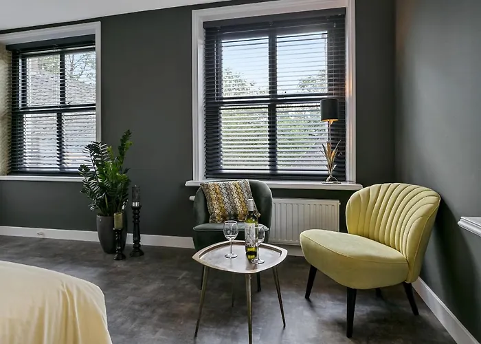 1818 Couette-café 4*