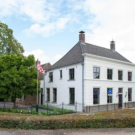 1818 4* Bakel